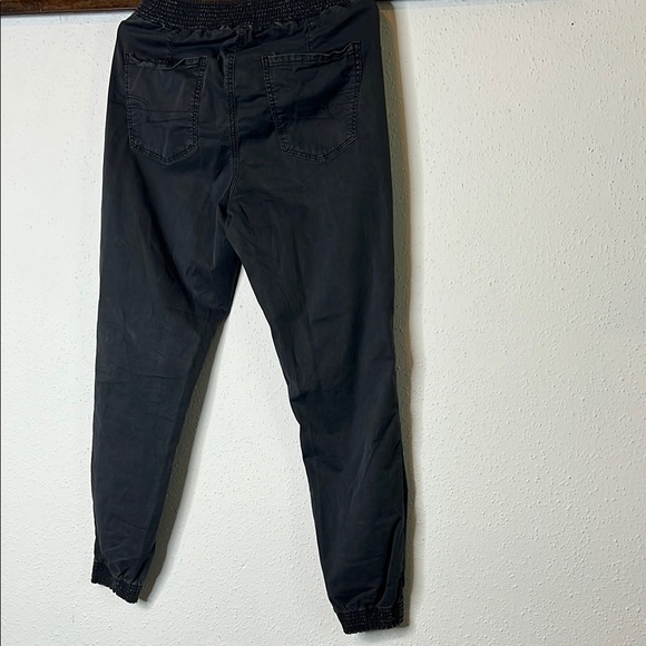 American Eagle Outfitters Black Joggers with Tapered Fit - Picture 6 of 6